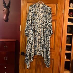 Lucky Brand floral kimono